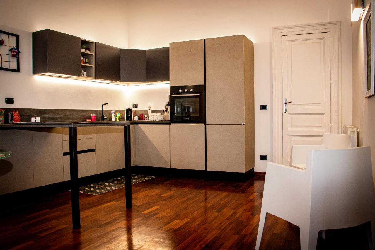 Exclusive Gina'S Apartment Catania Bagian luar foto