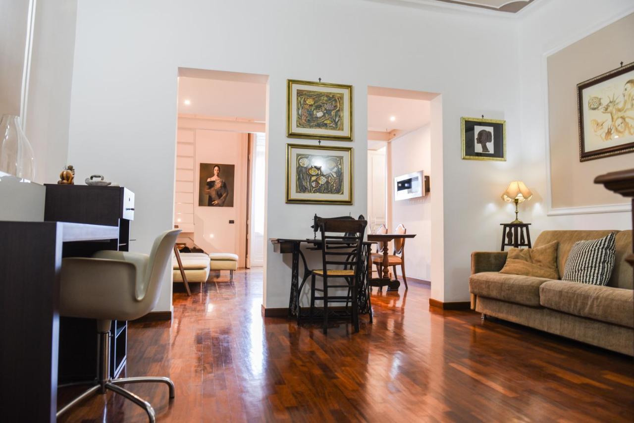 Exclusive Gina'S Apartment Catania Bagian luar foto